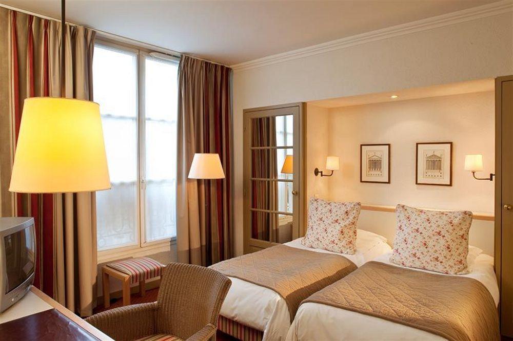 Hotel Henri IV Rive Gauche Párizs Szoba fotó